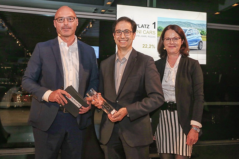 Premiati: l'hotspot Wi-Fi di Opel OnStar e Karl Rocks